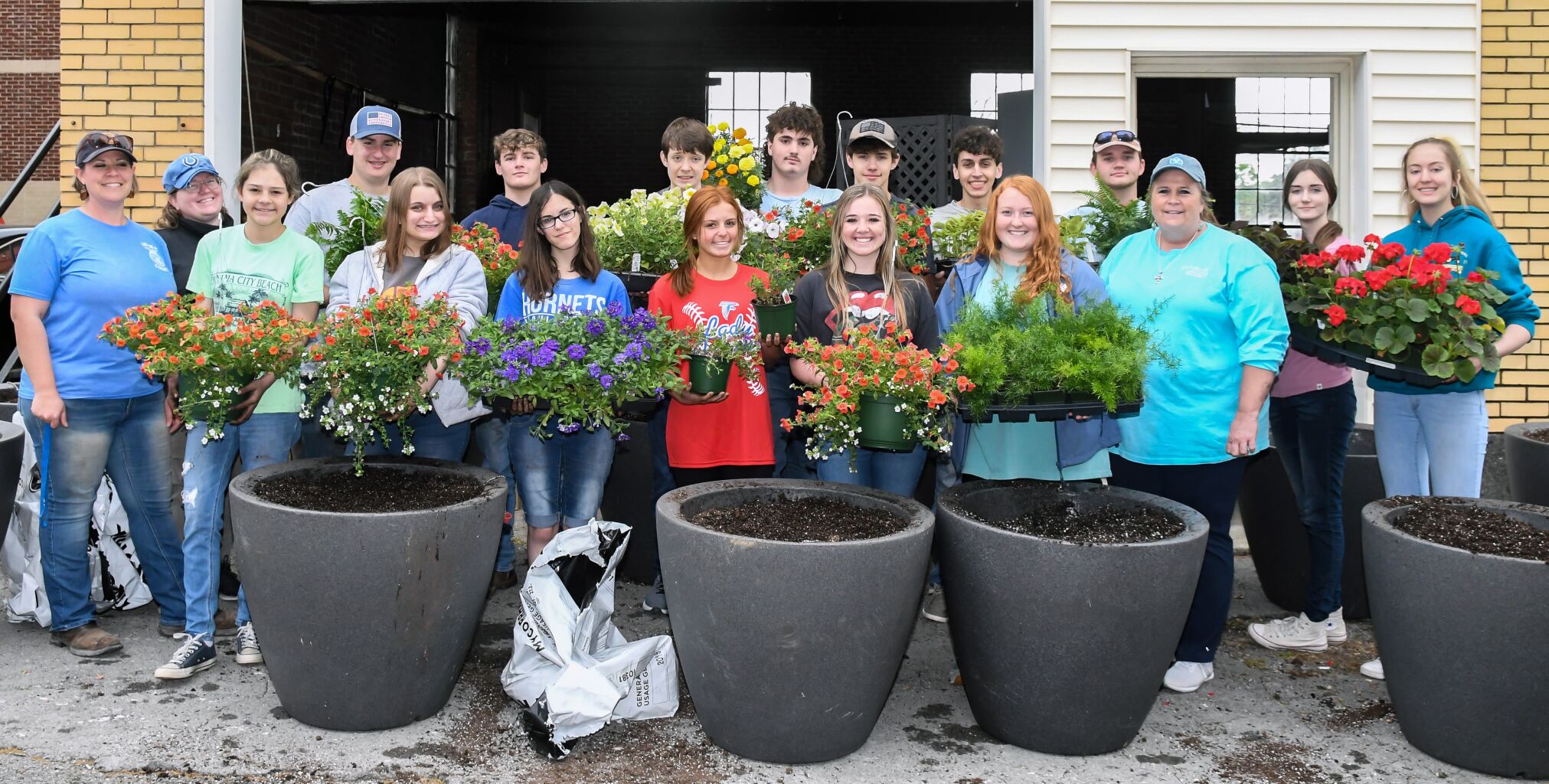 LCHS students help brighten downtown Fayetteville